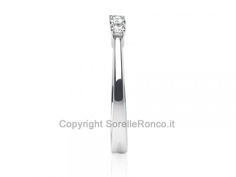 ANELLO TRILOGY ORO E DIAMANTI 0.18 CT