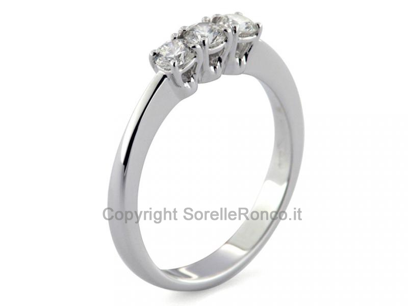ANELLO TRILOGY ORO E DIAMANTI 0.40 CT