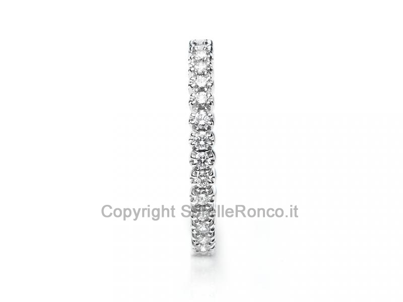 ANELLO ETERNITY CON DIAMANTI 0.66 CT