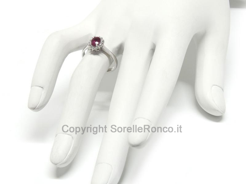 ANELLO ORO BIANCO CON DIAMANTI E RUBINO