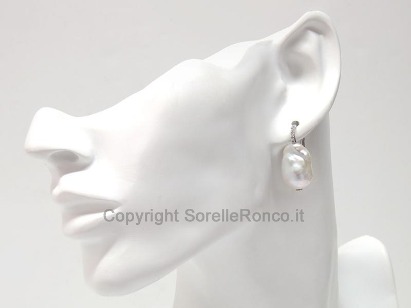 ORECCHINI DIAMANTI E PERLE BAROCCHE