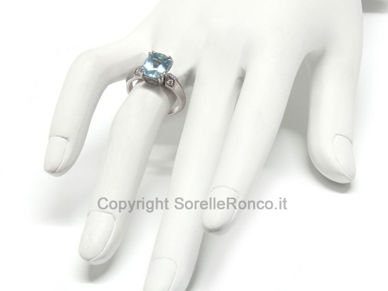 ANELLO IN ORO CON ACQUAMARINA 1.50  CT
