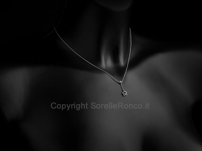 COLLANA CON PENDENTE STELLA E DIAMANTI