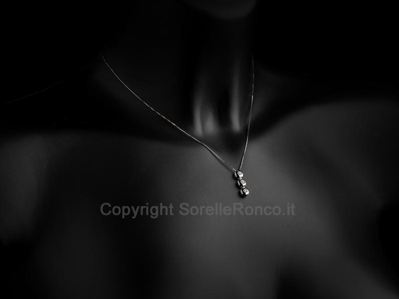 COLLANA TRILOGY ORO E DIAMANTI 0.15 CT