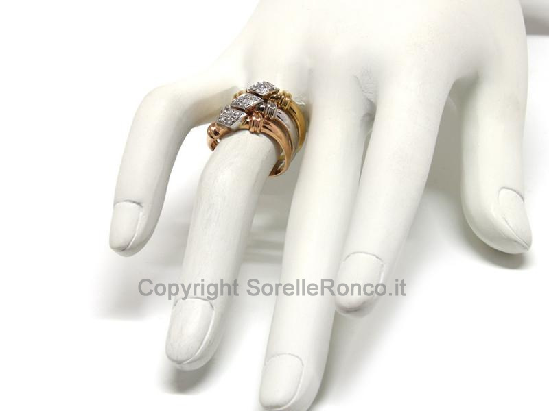 ANELLO TRINITY CON DIAMANTI 0.18 CT