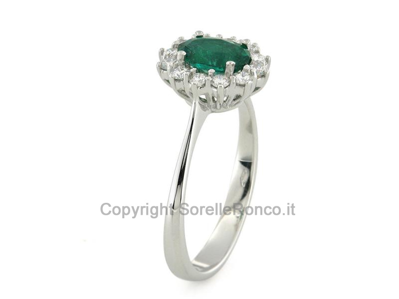 ANELLO IN ORO  CON DIAMANTI E SMERALDO 0.70 CT