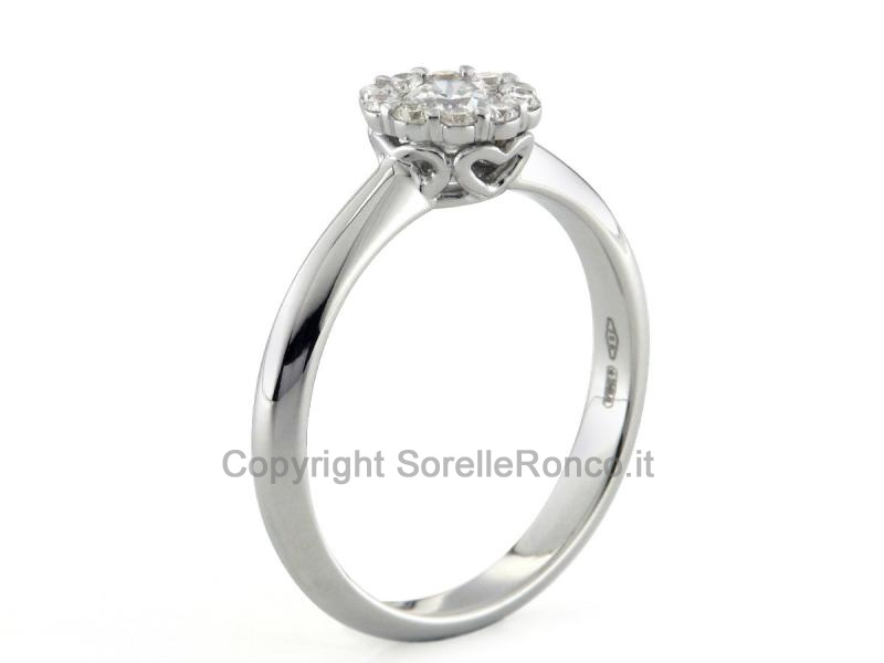 ANELLO SOLITARIO FIORE ORO BIANCO DIAMANTI 0.46 CT