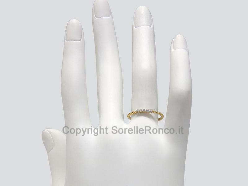 ANELLO IN ORO GIALLO E DIAMANTI 0.09 CT