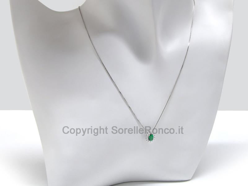 COLLANA ORO BIANCO CON DIAMANTI E SMERALDO OVALE