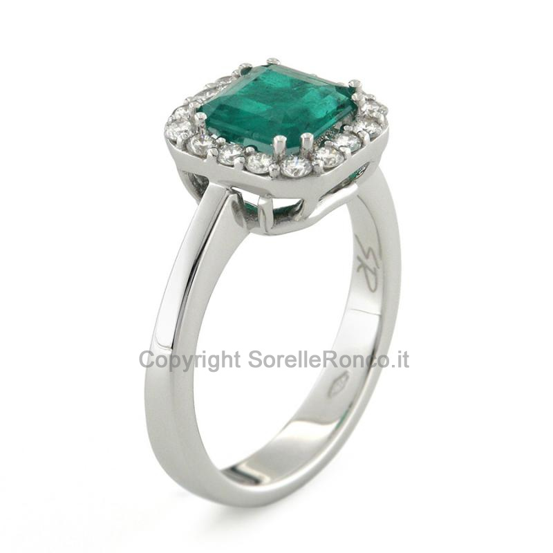ANELLO CON DIAMANTI E SMERALDO 1.25 CT