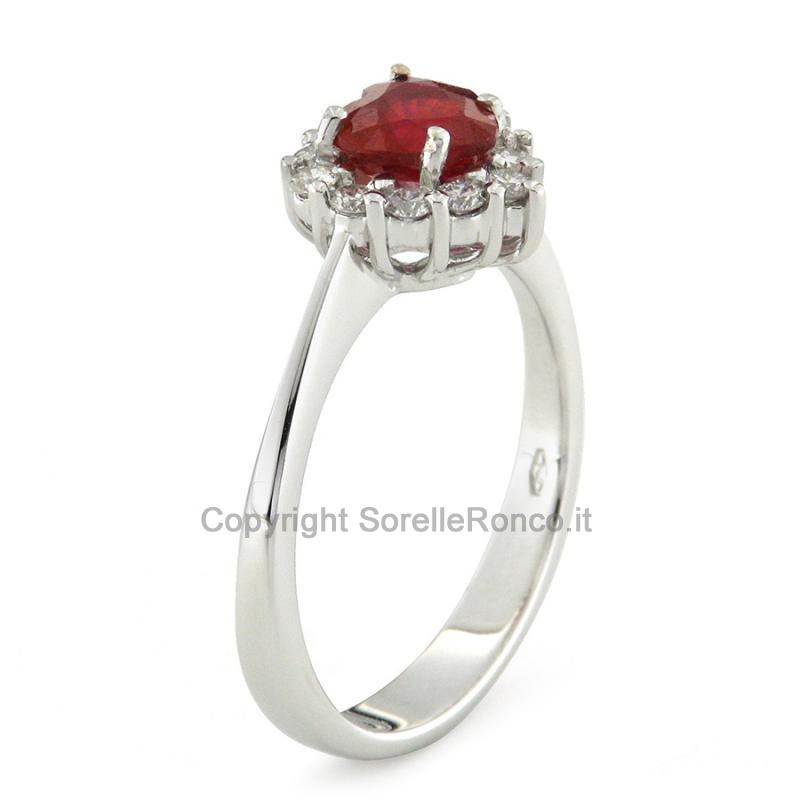 ANELLO ORO BIANCO DIAMANTI E RUBINO A CUORE 