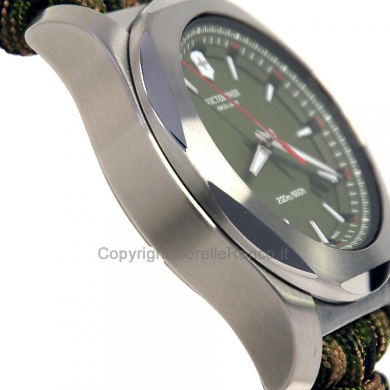 VICTORINOX I.N.O.X. VERDE PARACORD 43MM