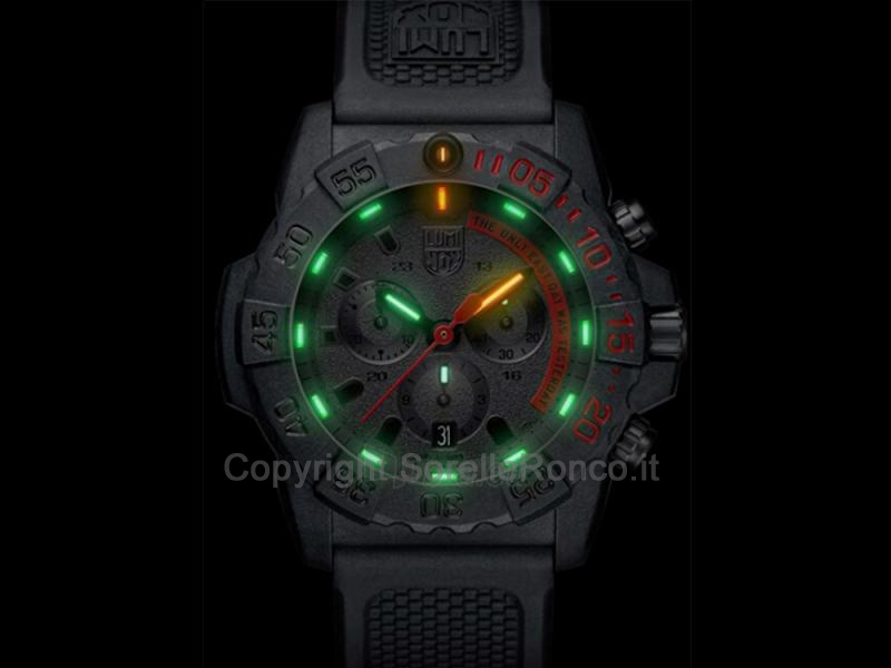 LUMINOX NAVY SEAL CHRONO GOMMA NERA CARBONOX 45MM