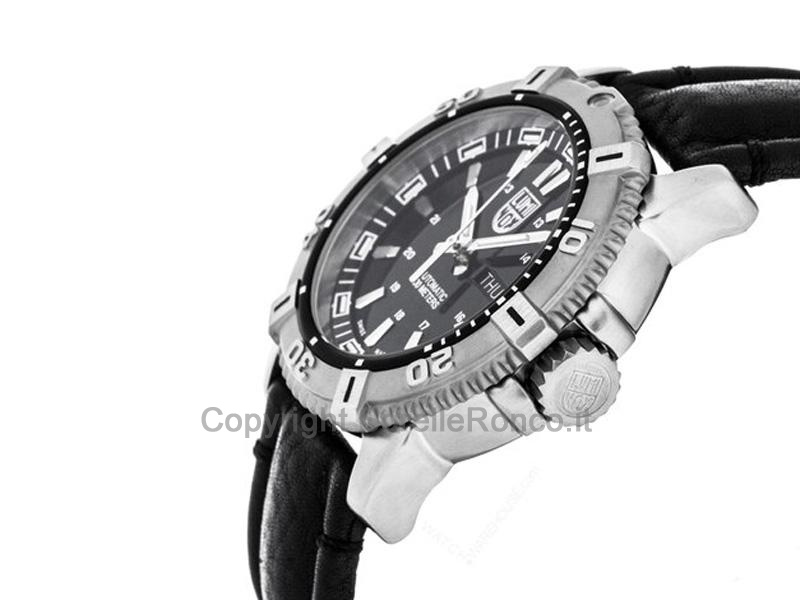 LUMINOX MODERN MARINER NERO PELLE