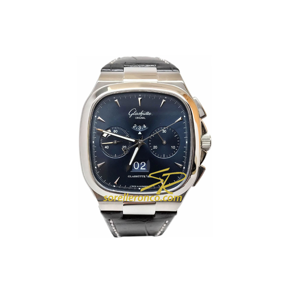 Seventies Panorama Date Chrono