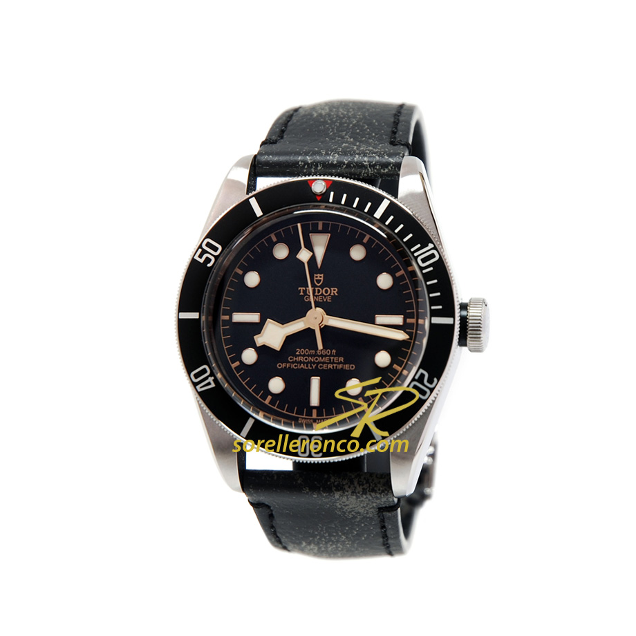 Heritage Black Bay Nero COSC 41mm