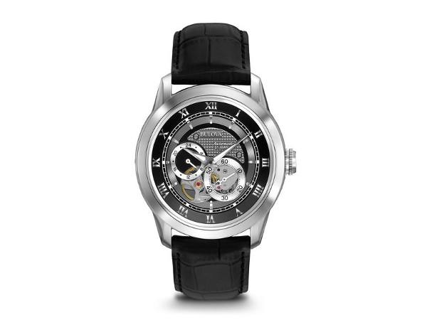 96A135 - Bulova Classic Automatic 42mm pelle nera
