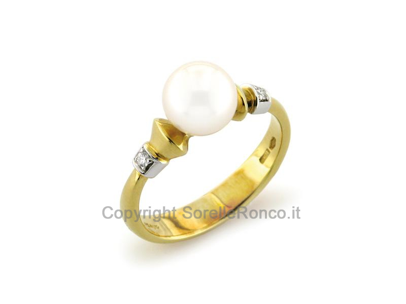 ANELLO IN ORO CON PERLA E DIAMANTI