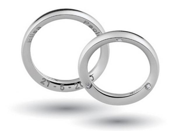F26 - Fedi Oro 18Kt FASHION 4,5mm con Diamanti