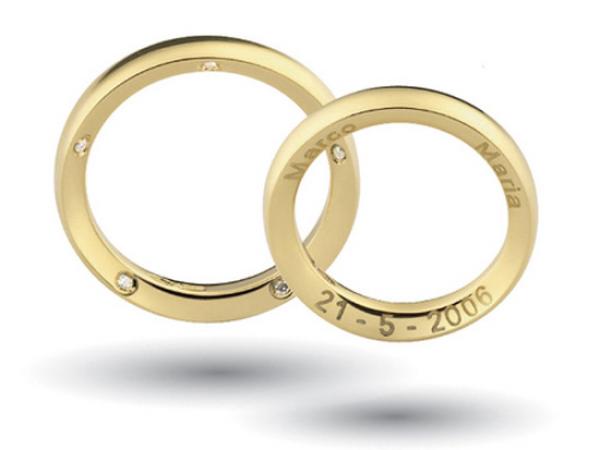 F27 - Fedi Oro 18Kt FASHION 4,5mm con Diamanti