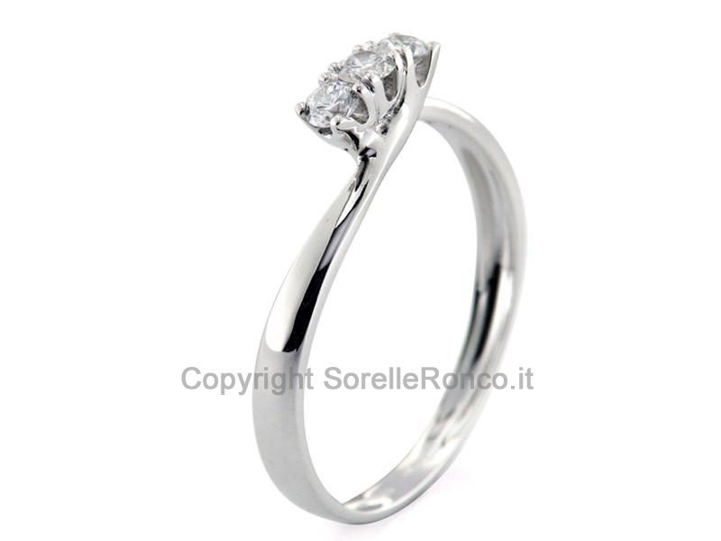 TRILOGY ANELLO CON DIAMANTI CT. 0.29