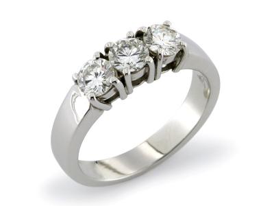 Anello Trilogy Oro e Diamanti ct. 1.06