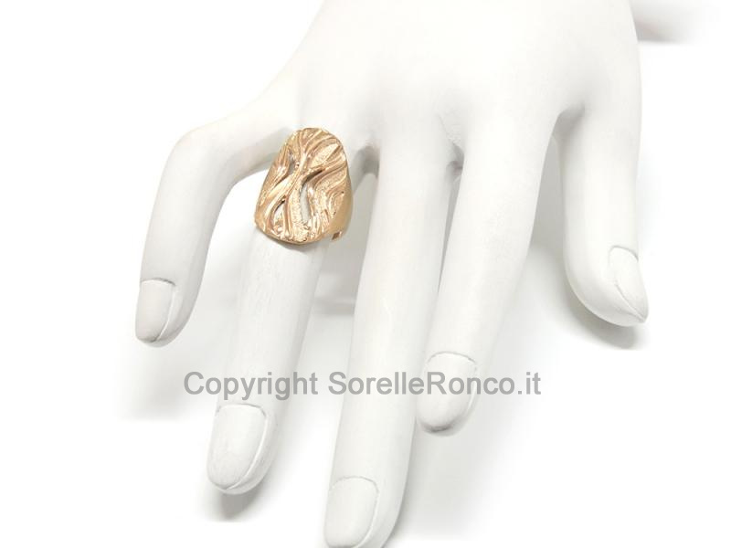 ANELLO DESIGN IN ORO GIALLO 18 KT 