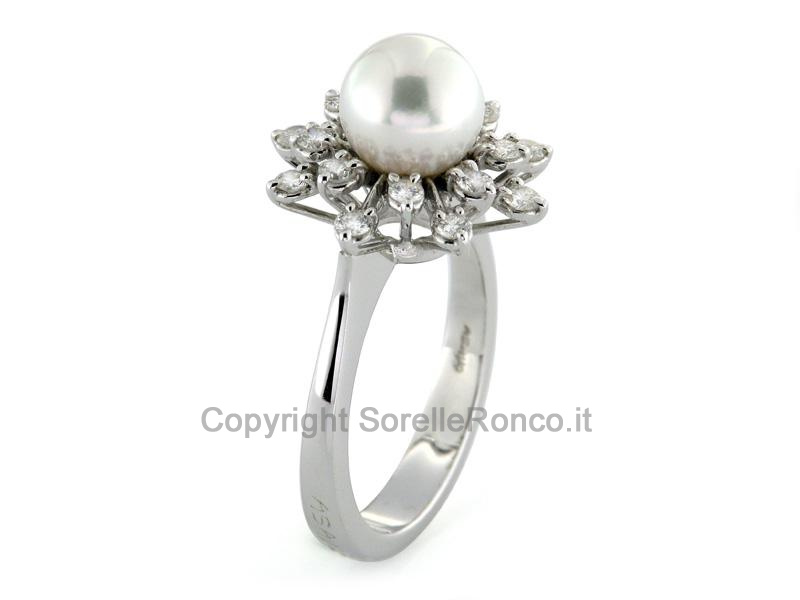 ANELLO PERLA IN ORO BIANCO E DIAMANTI