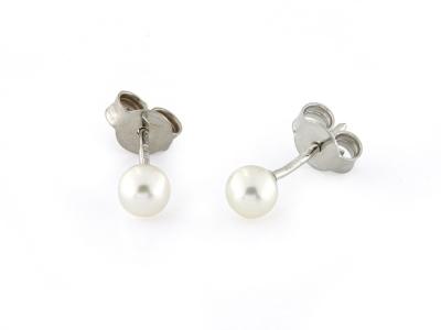 Orecchini Oro Bianco 18Kt e Perle Akoya 4-4.5 mm