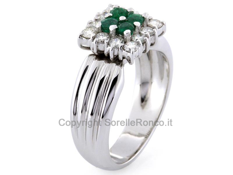 ANELLO SMERALDO NATURALE CON DIAMANTI