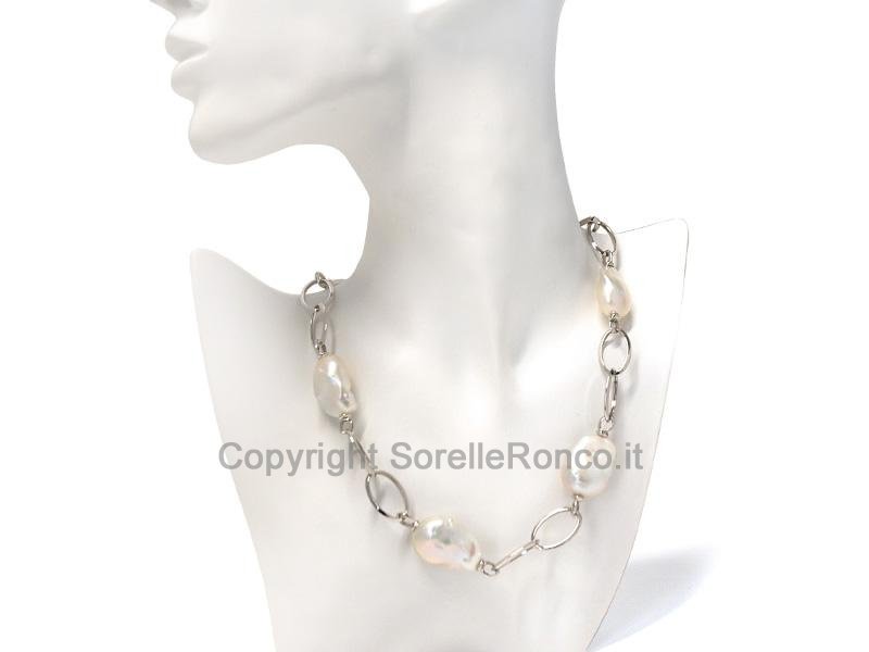 GIROCOLLO IN ORO CON PERLE BAROCCHE