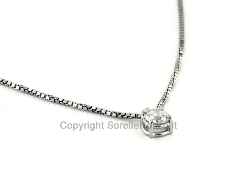GIROCOLLO PUNTOLUCE CON DIAMANTE 0.31 CT