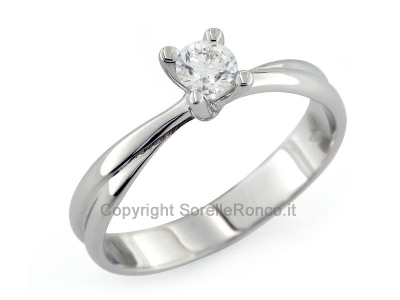 ANELLO CON DIAMANTE SOLITARIO 0.24 CT