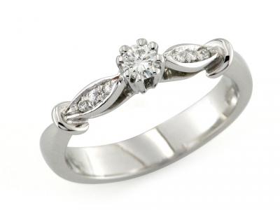 Anello in Oro con Diamante 0.15 Ct