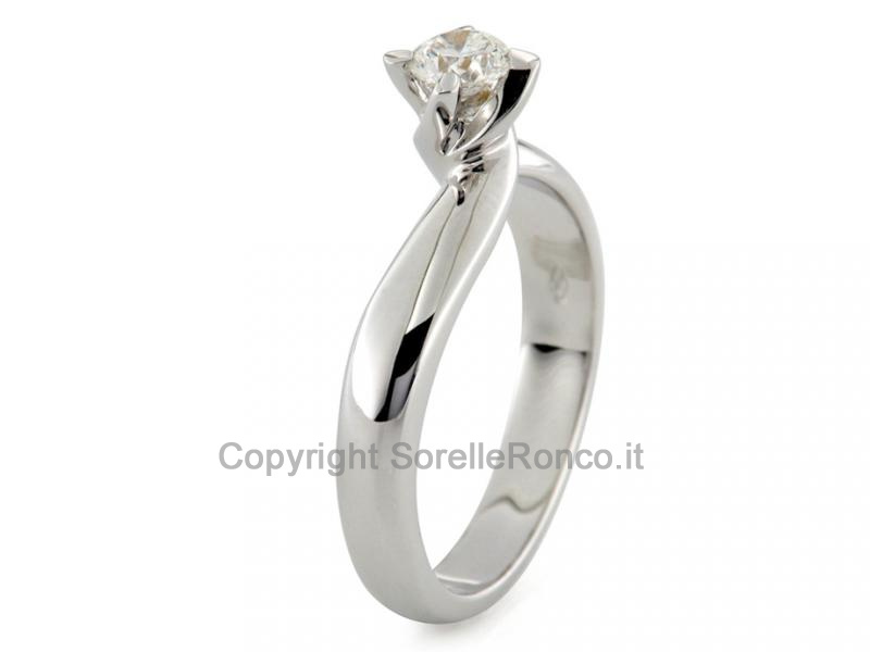 ANELLO VALENTINO CON DIAMANTE 0.30 CT