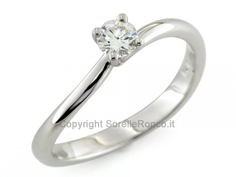 ANELLO CON DIAMANTE SOLITARIO CT. 0.26
