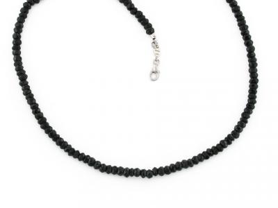 Collana in Oro con Spinelli Neri 7.80 ct