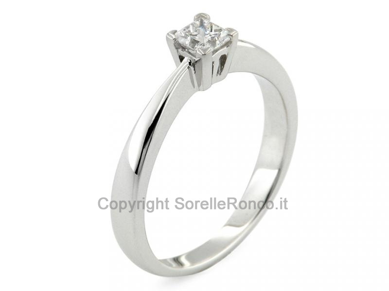 ANELLO CON DIAMANTE SOLITARIO 0.32 CT