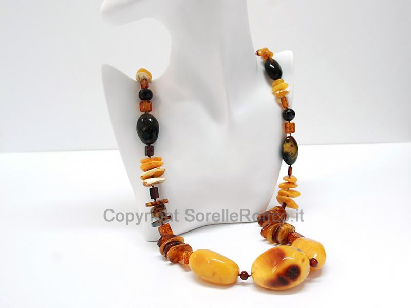 COLLANA CON AMBRA BIANCA NATURALE