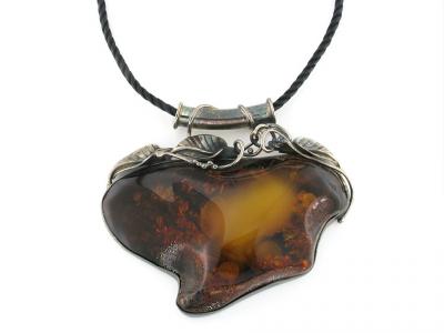 Collana con Pendente Ambra Mista