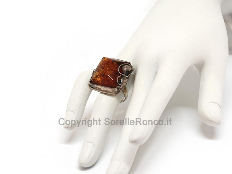 ANELLO ARGENTO CON AMBRA BALTICA MIELE