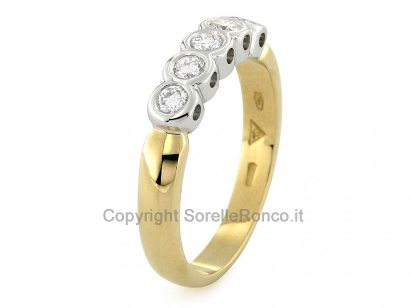 ANELLO AD INTRECCIO CON DIAMANTI 0.36 CT