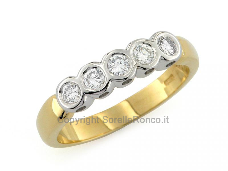 ANELLO AD INTRECCIO CON DIAMANTI 0.36 CT