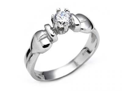 Anello Solitario con Zirconi