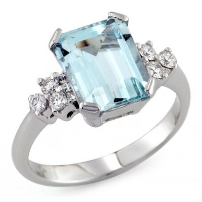 Anello Diamanti e Acquamarina da 3.00 Ct