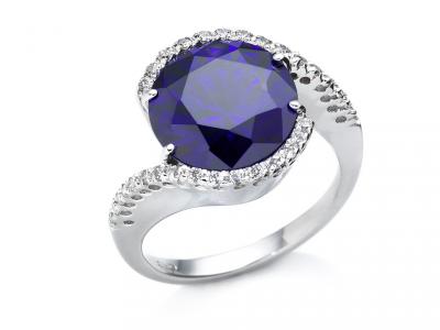 Anello Oro Bianco e Zircone Viola