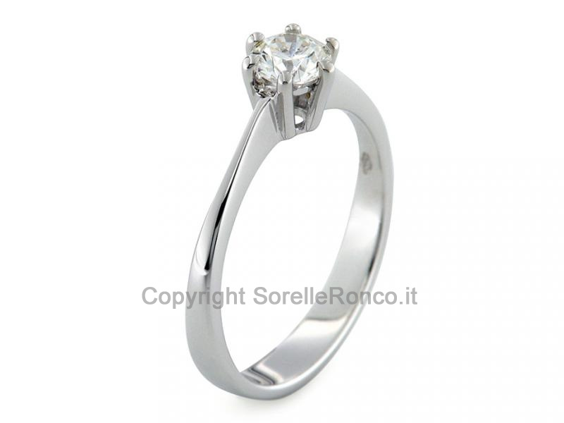 ANELLO SOLITARIO CON DIAMANTE DA 0.50 CT