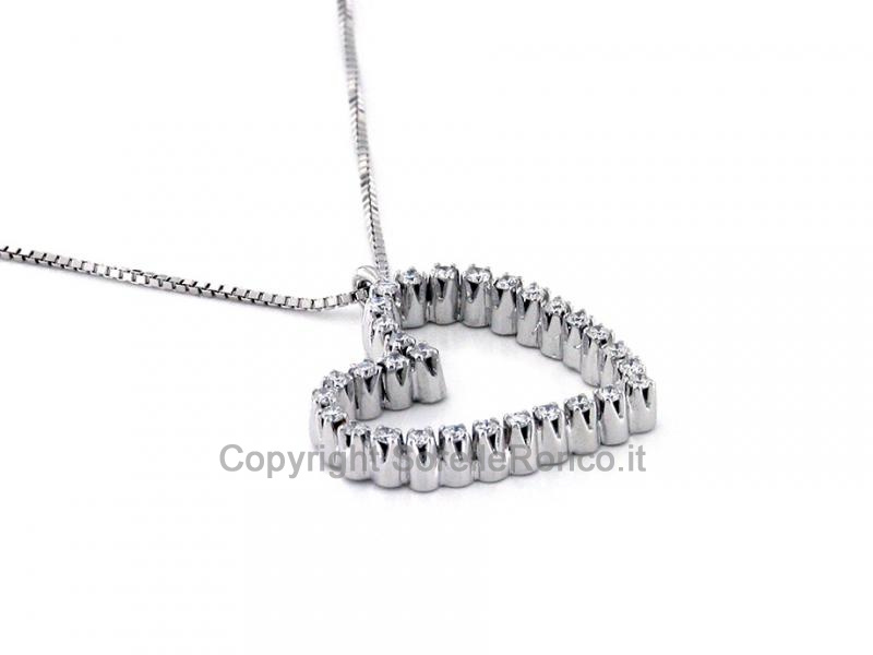 COLLANA PENDENTE CUORE E DIAMANTI 0.24CT