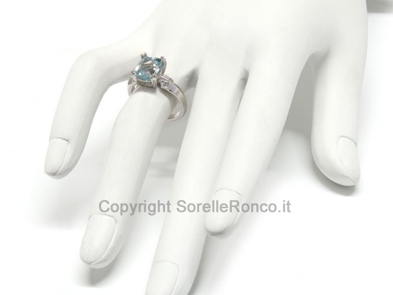 ANELLO IN ORO CON ACQUAMARINA 2.75 CT