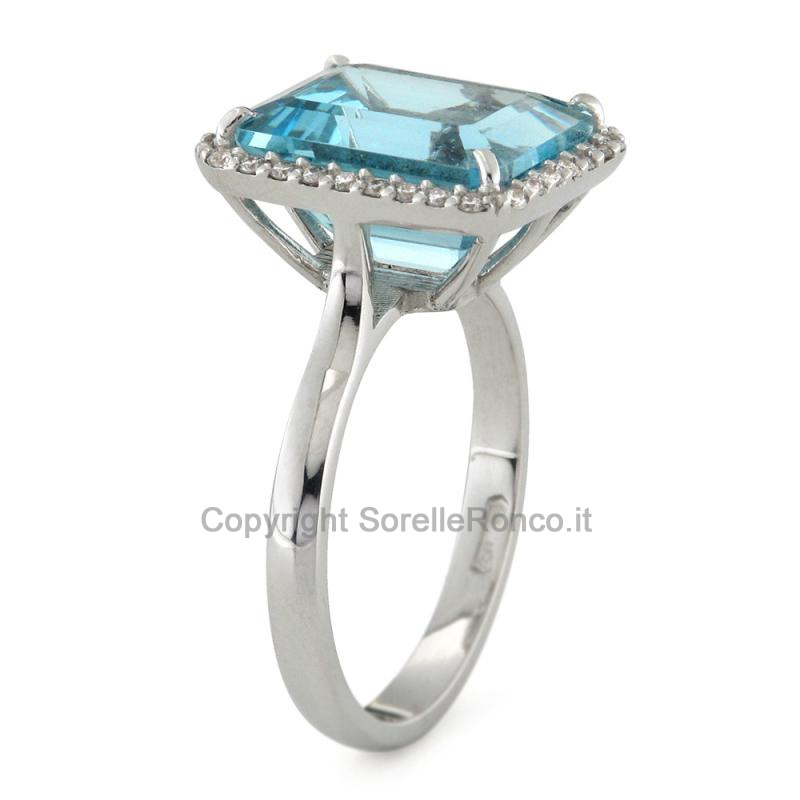 ANELLO ACQUAMARINA 5.68 CT E DIAMANTI